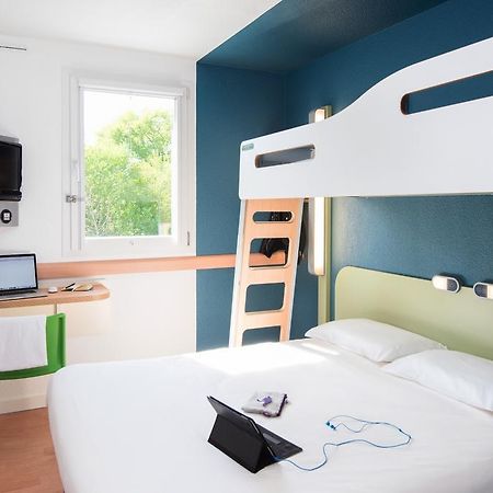Ibis Budget Rennes Route De Saint Malo Montgermont エクステリア 写真
