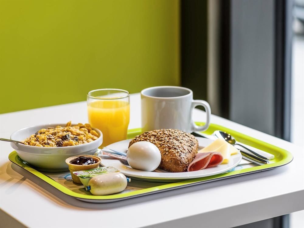 Ibis Budget Rennes Route De Saint Malo Montgermont エクステリア 写真