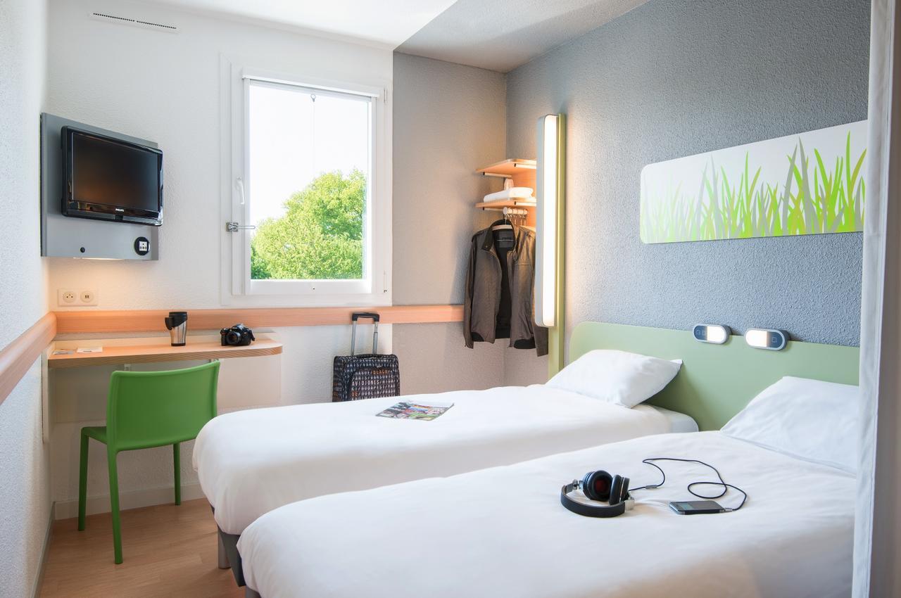 Ibis Budget Rennes Route De Saint Malo Montgermont エクステリア 写真