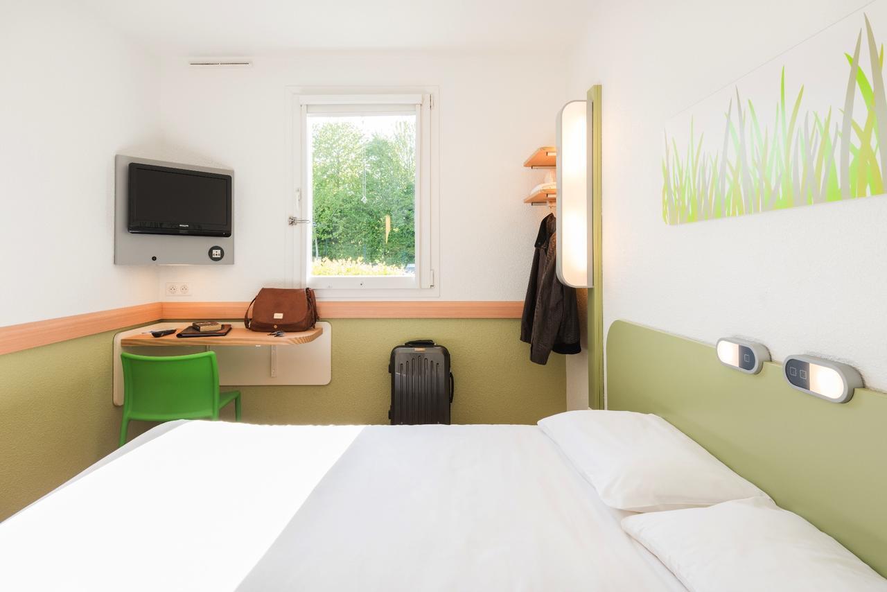 Ibis Budget Rennes Route De Saint Malo Montgermont エクステリア 写真